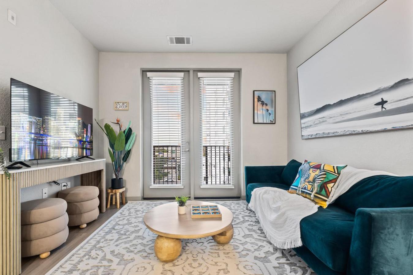 Apartamento Tropical Field 1 Bed In Downtown With Free Parking San Petersburgo Exterior foto
