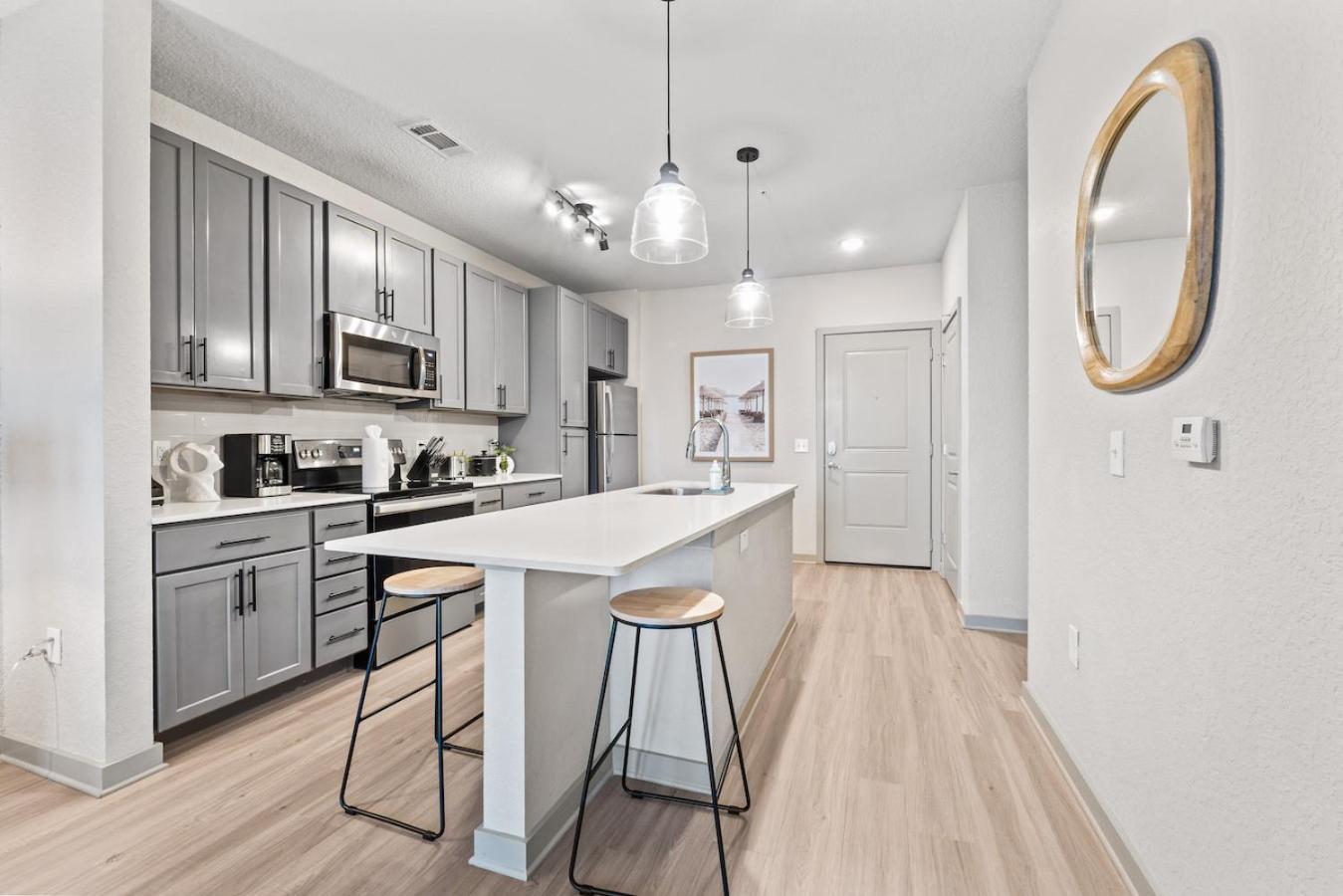 Apartamento Tropical Field 1 Bed In Downtown With Free Parking San Petersburgo Exterior foto